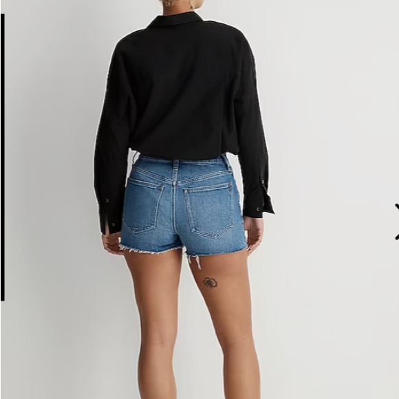 Madewell high-waisted frayed-hem jean shorts -will drop for closer clear out! - Picture 8 of 12